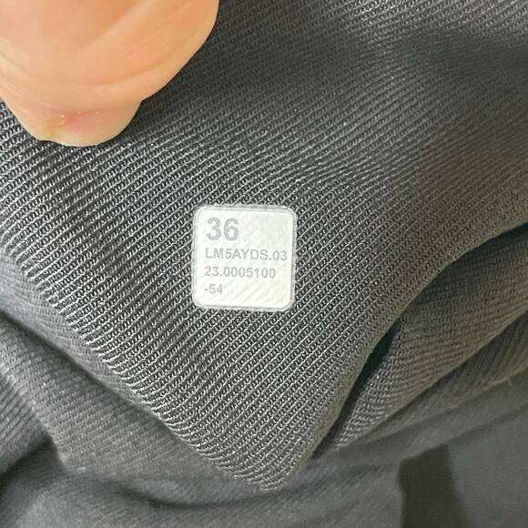 Lululemon Men Black ABC Slim-Fit 5 Pocket Pant 36x28 - Picture 3 of 8